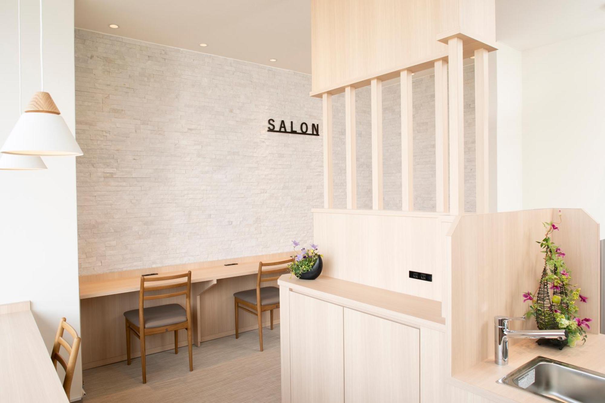 Plaza East Cabin For Men Only โยโกเตะ ภายนอก รูปภาพ